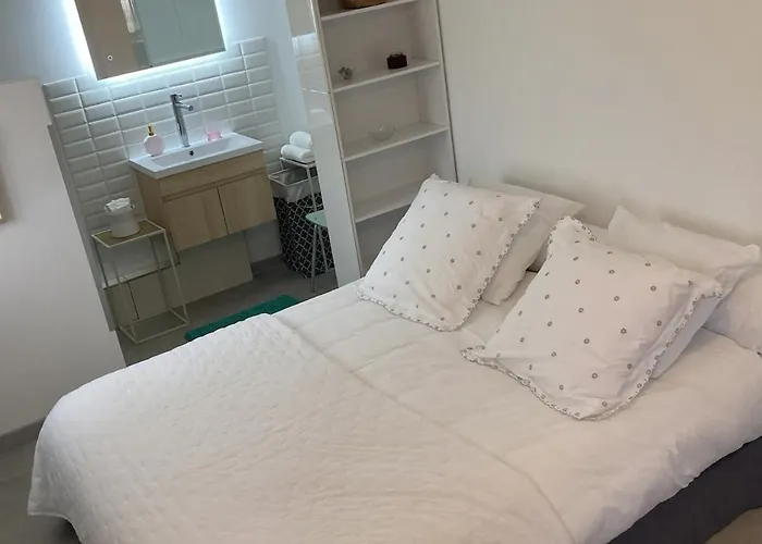 Normand De 1930 Holiday home Manneville-sur-Risle